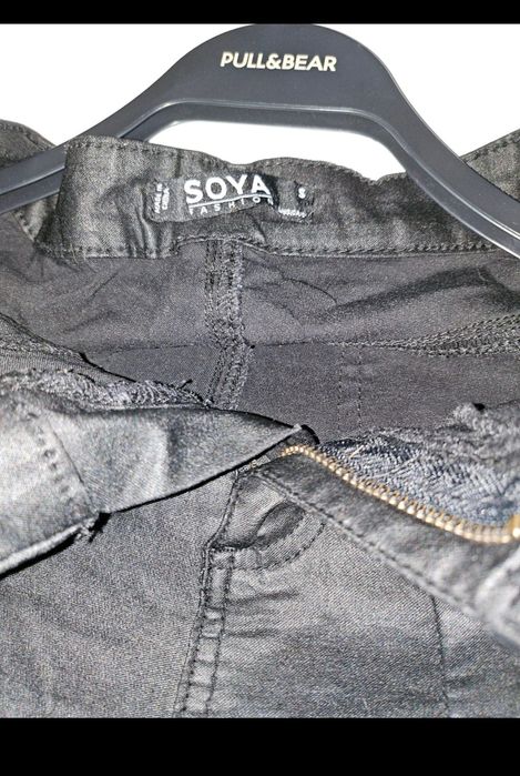 Pantaloni imitație piele