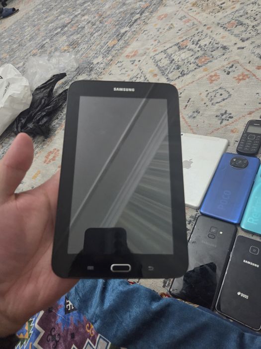 Старые телефоны на запчасти