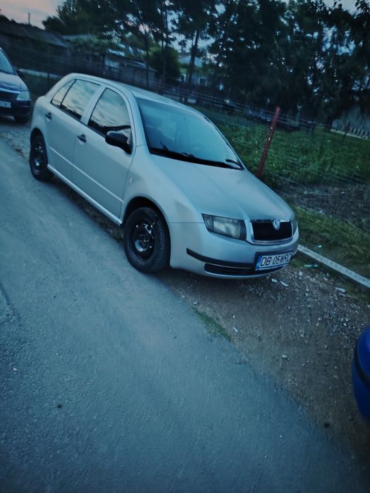 Vând skoda fabia