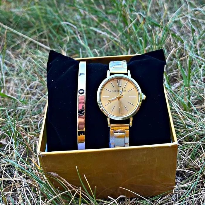 Часовници - различни модели и комплекти