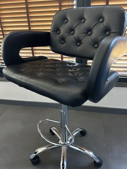 Бар Стол на колелца Versay + безплатна доставка и 2г раганция