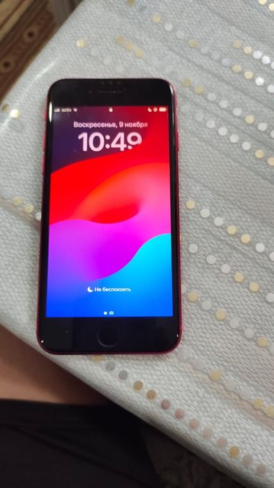 Айфон Se 2020 продаю
