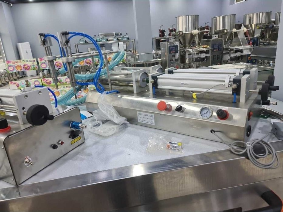 Дозатор для жидкостей 2 головная dozator suyuqliklar uchun dozator