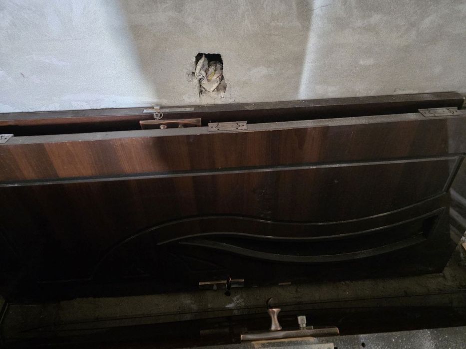 Двери продаются б/у