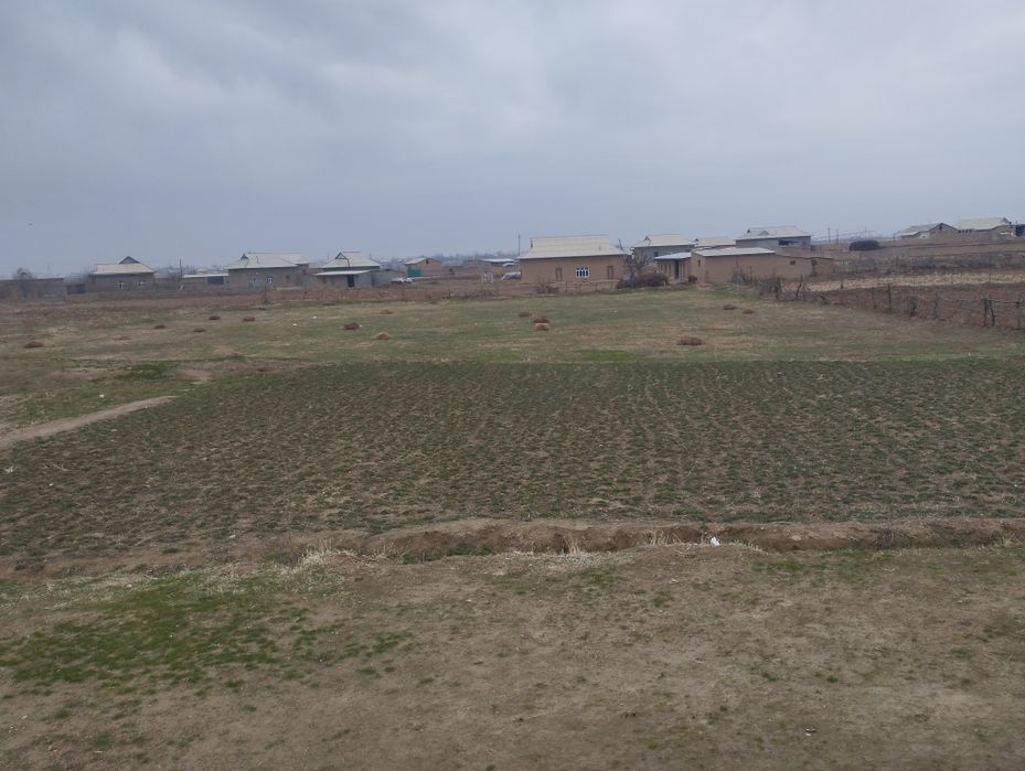 Yer uchastka sotiladi