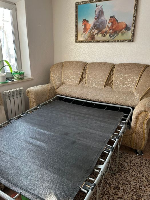 Продам мягкий уголок