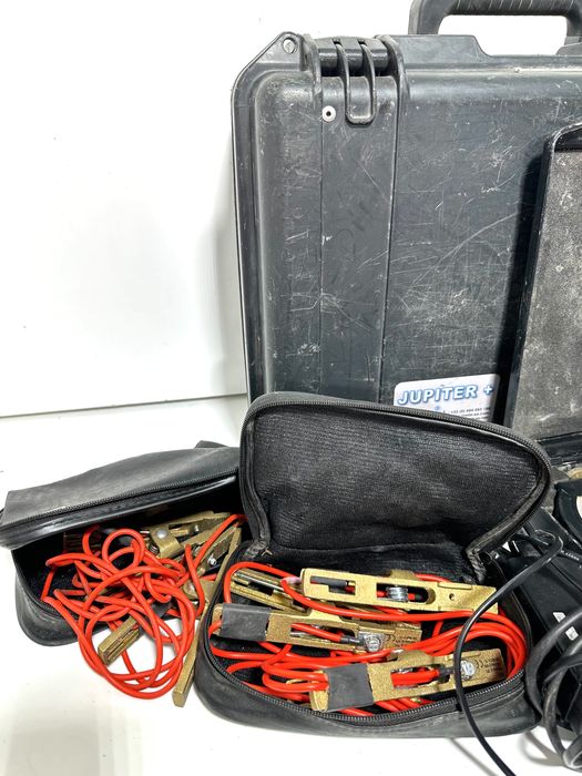 Madea JUPITER+ - Sistem profesional identificare cabluri BT/HTA | Emitator + Receptor | Kit complet  detector cabluri