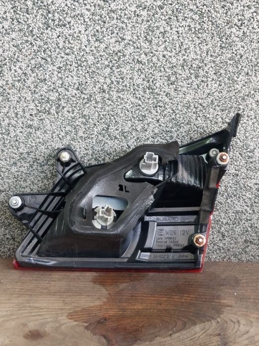 Фонари задние Subaru Outback BR