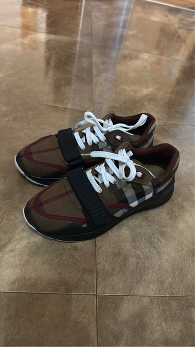 маратонки burberry