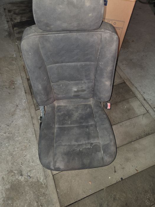 Продам сиденье мерседес w202