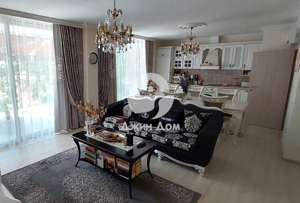 Продава се Къща в Бургас, Сарафово - 134 кв.м за 2724 €/кв.м - Снимка #4