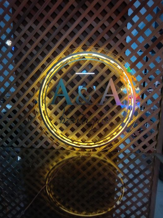 Дървени букви, цифри и знации