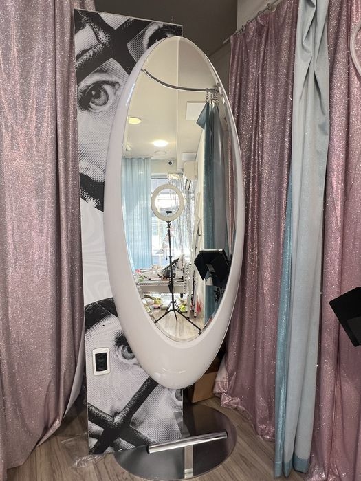 Двойна фризьорска конзола с огледало, контакти, стойки за крака