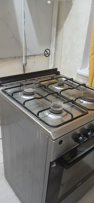 Продам плиту газовую