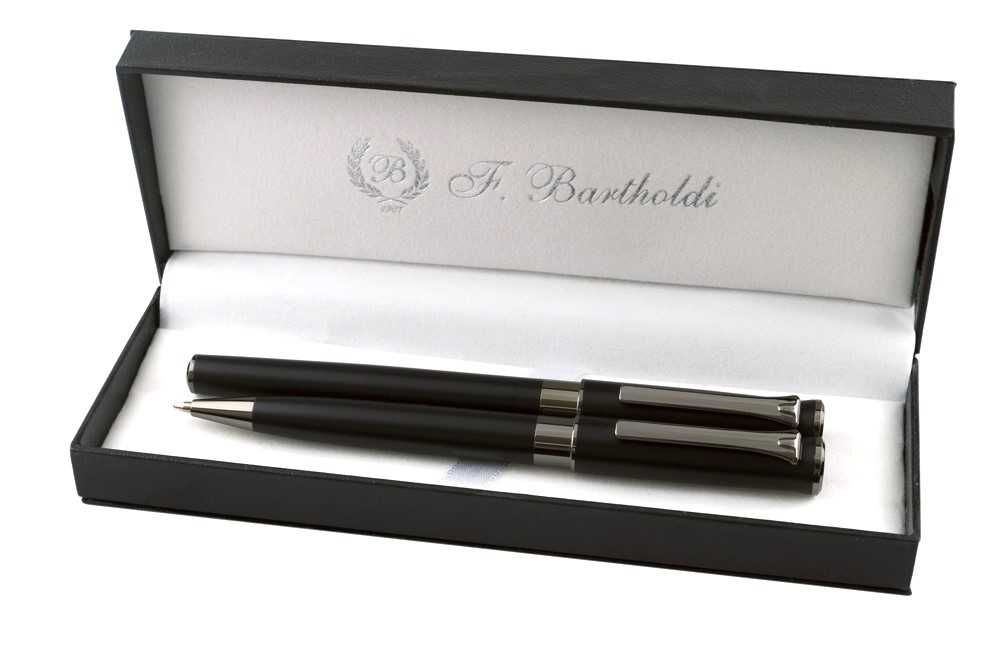 Стилни комплекти химикал и ролер в луксозна кутия