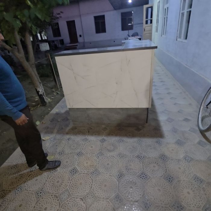 Ресепшн лофт мебел