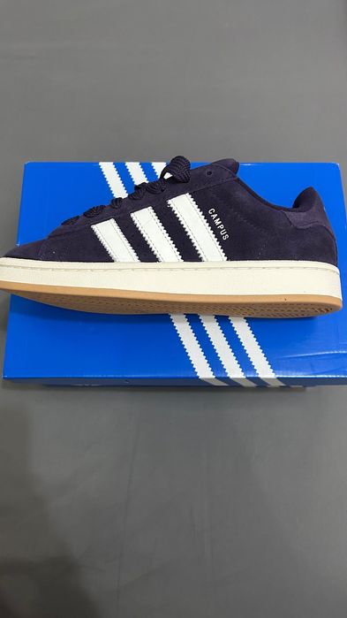 Адидас кроссовки