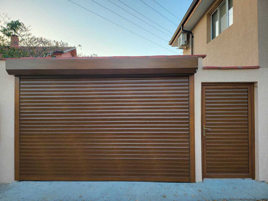 Врати гаражни, ролетни и охранителни, сенници доставка и монтаж