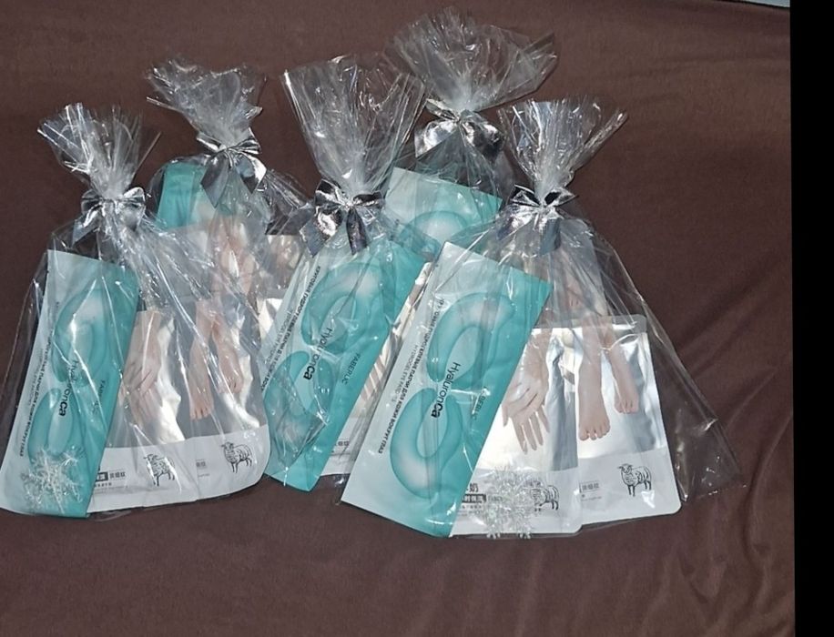 Готовые подарка для девушек и женщин