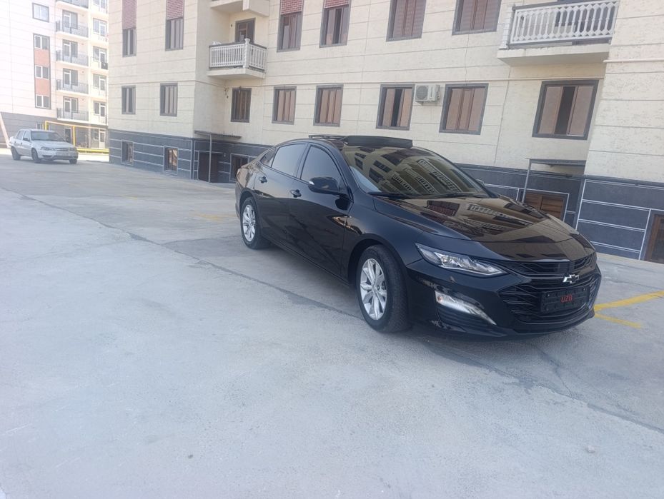 Chevrolet Malibu 2