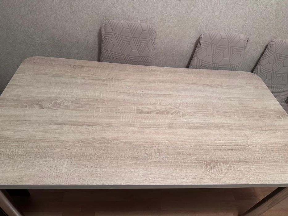 Стол кухонный дерево