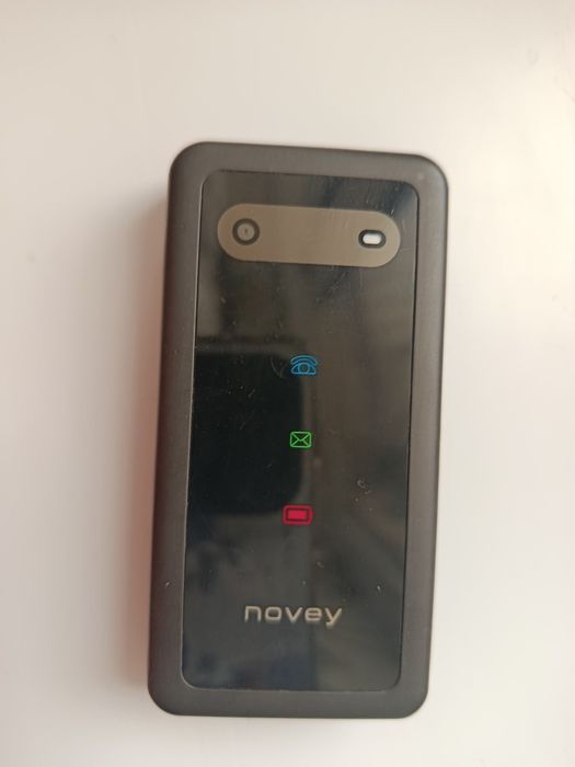 Novey kinopkali telefon