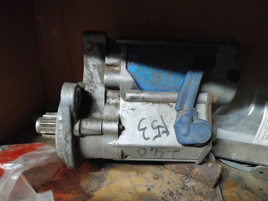 Продам стартер 12 вольт