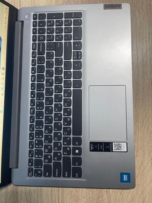 Lenovo Lenovo Lenovo