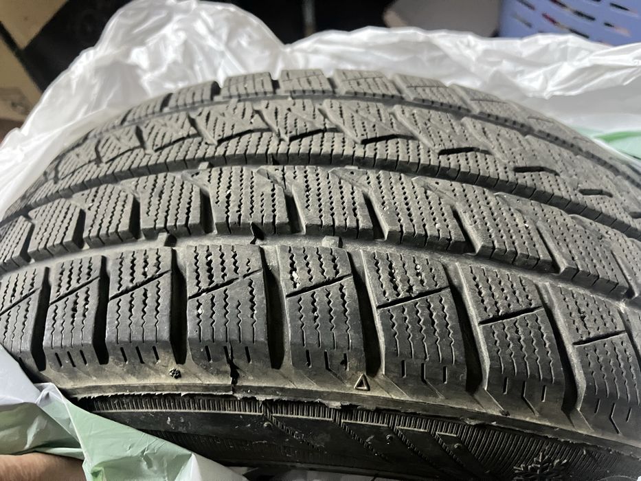 Зимние шины на r16