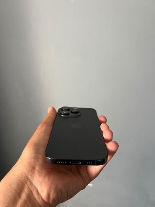 Iphone 16 Pro без ремонта
