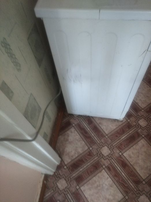 Продам стиральную машинку LG