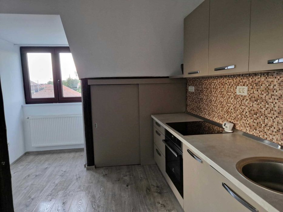 Inchiriez apartament 2 camere