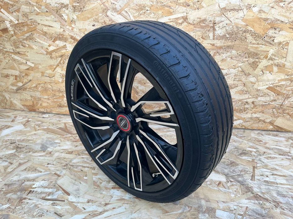 Vossen Versus R17