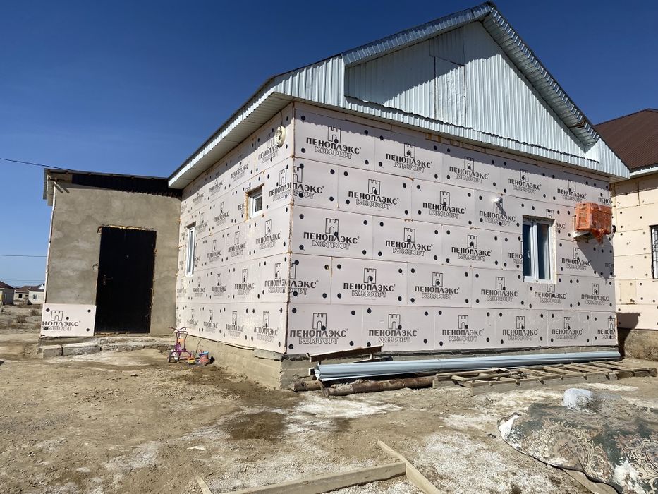 Бәйтерек 1 де үй сатылады