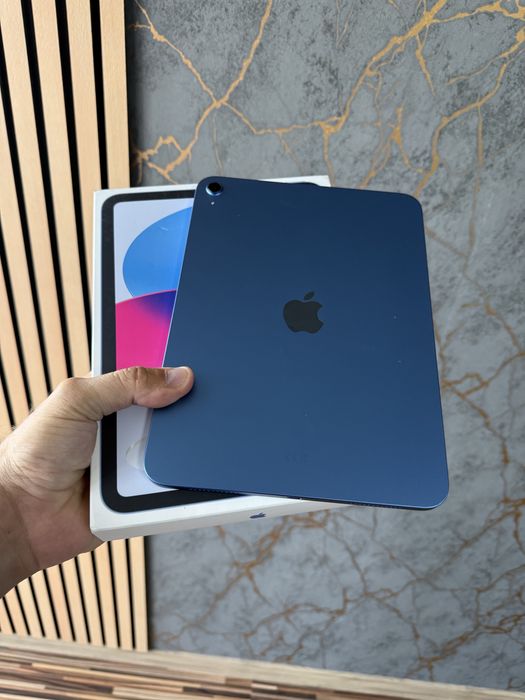 iPad 11th Gen, Wi-FI, silver,memorie 128Gb,baterie 100% la cutie, NOUA