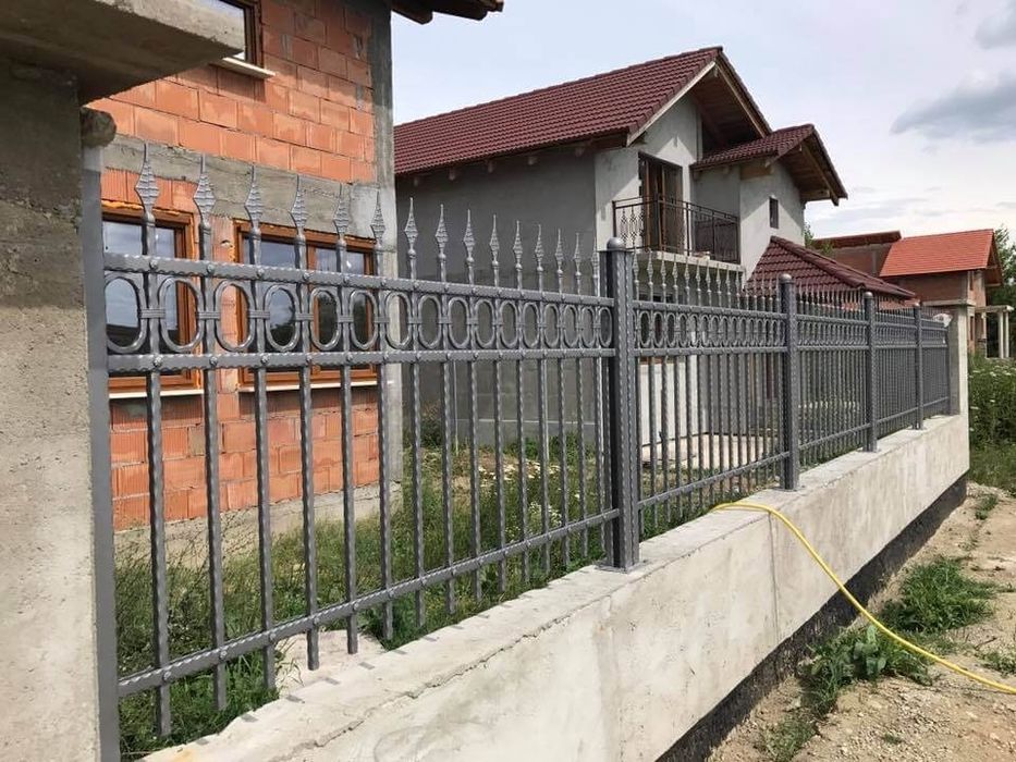 Vând garduri și porți