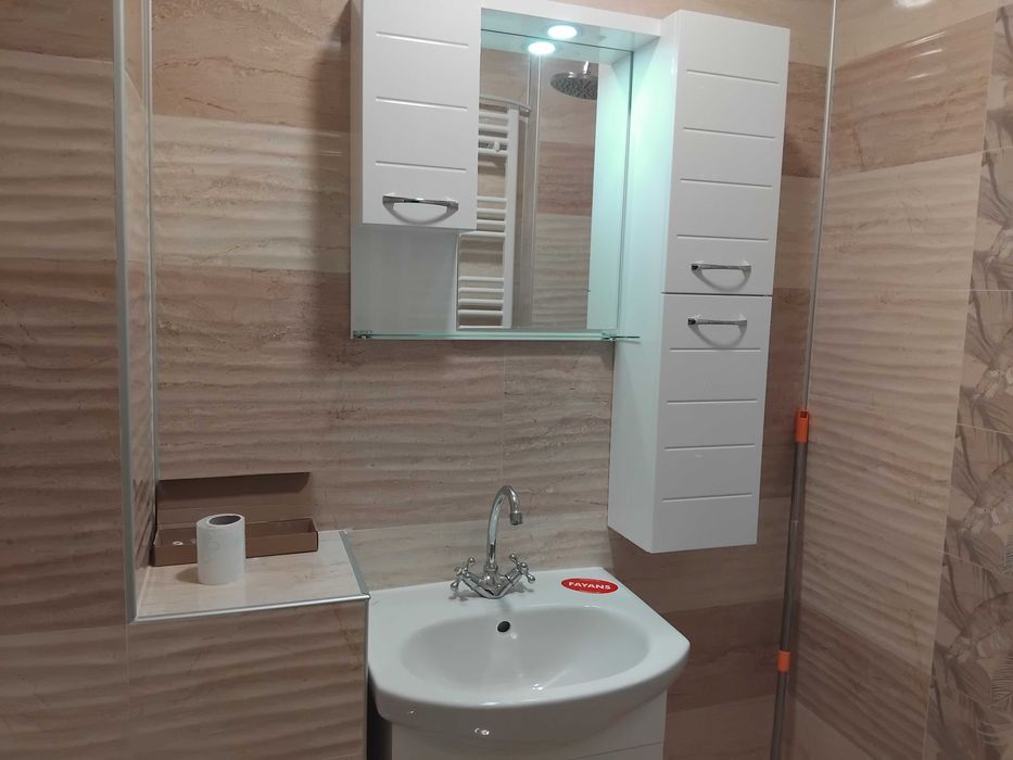 Продава се Двустаен апартамент в Русе, Възраждане - 62 кв.м за 1630 €/кв.м - Снимка #1