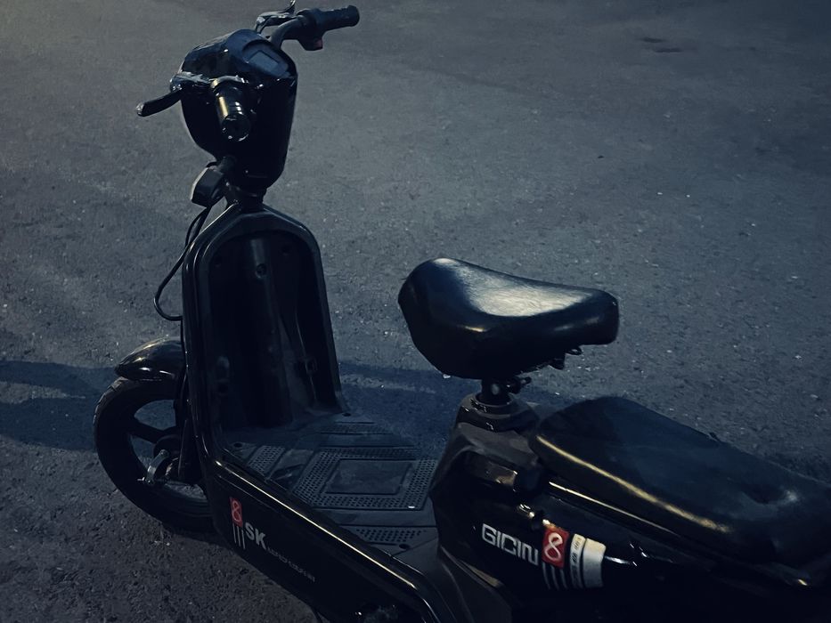 Скутер Sk 8 ,400 ват