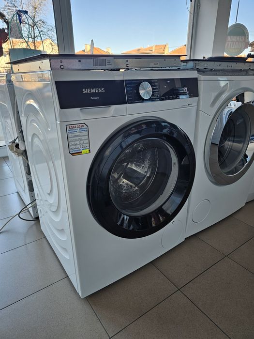 Комбинирана пералня със сушилня Siemens iQ500