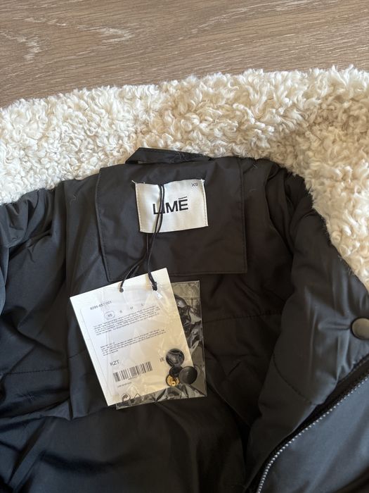 Продам пуховик Lime