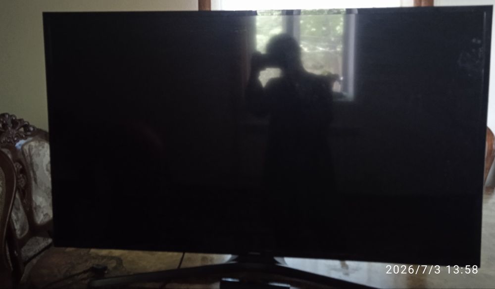 Samsung 49 dyuym televizor.
