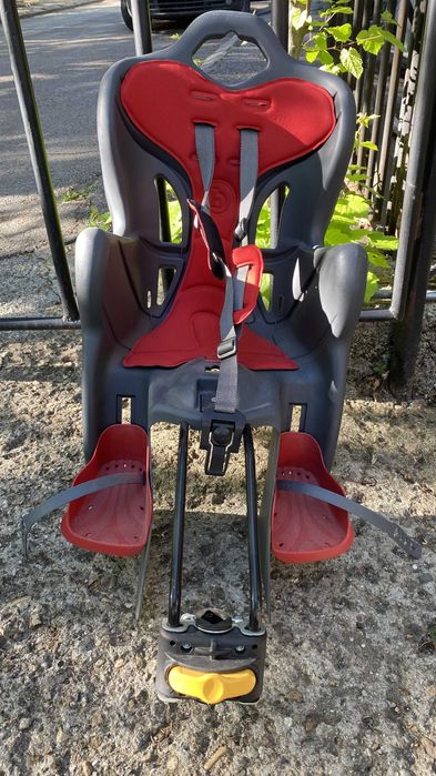 1 детски велосипед, 2 за възрастни и детско столче за колело