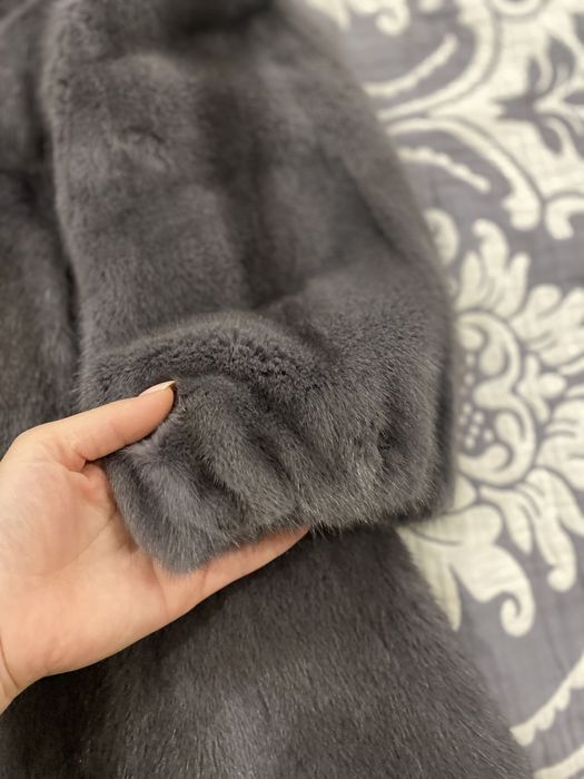 Продам норковую шубу