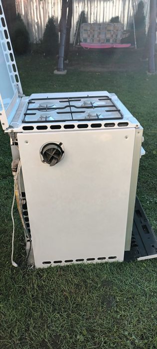 Vand aragaz cu convector si autogaizere