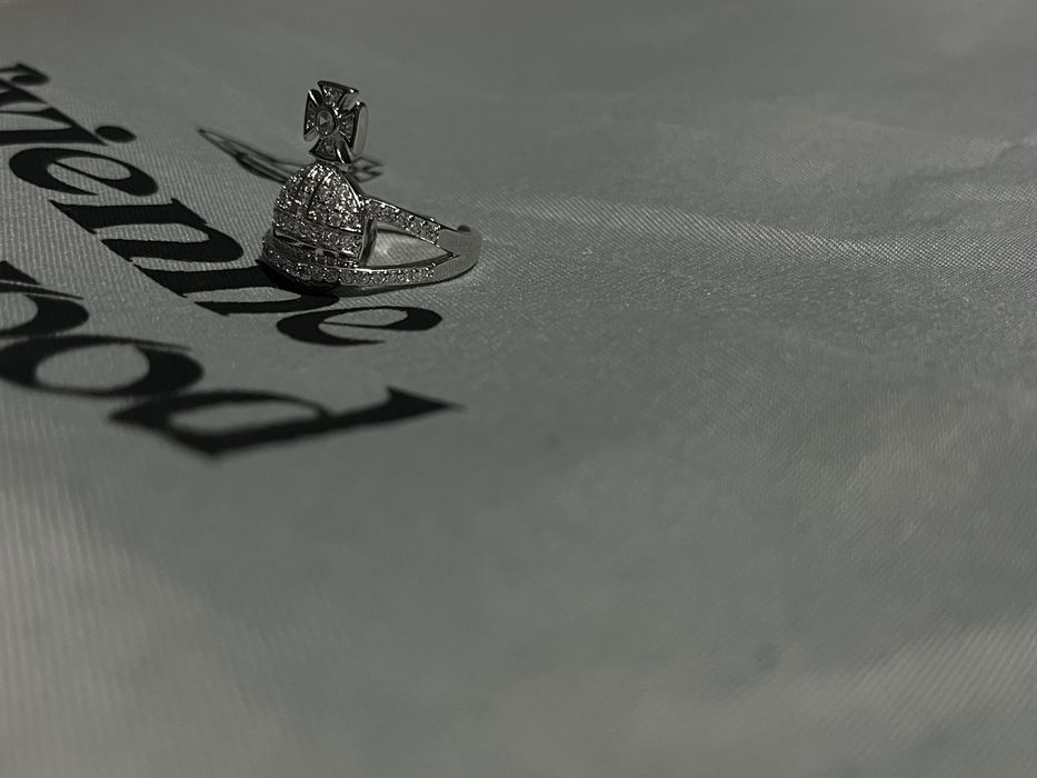 Inel Vivienne Westwood Iced Out