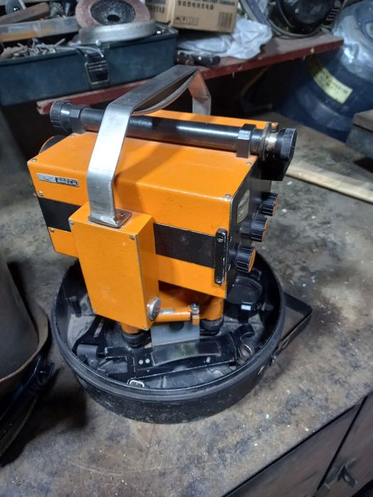 Продам геодегические инструменты