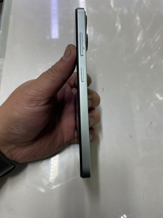 ZTE Blade V50 Design (256GB) в идеальном состояний