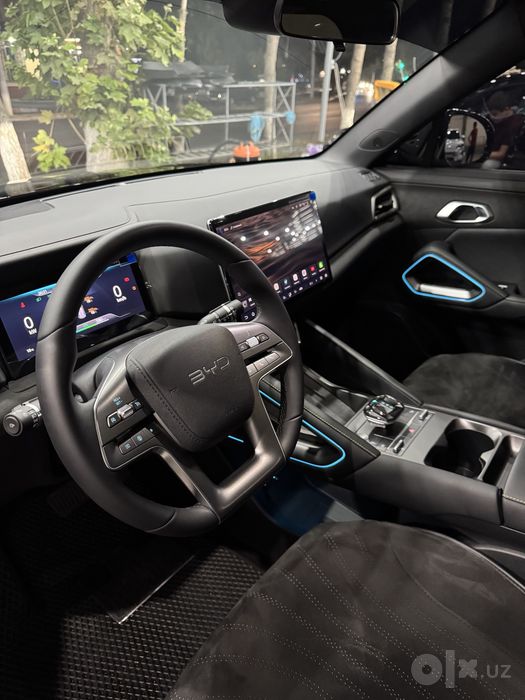BYD Yuan Up 401 km Flagship