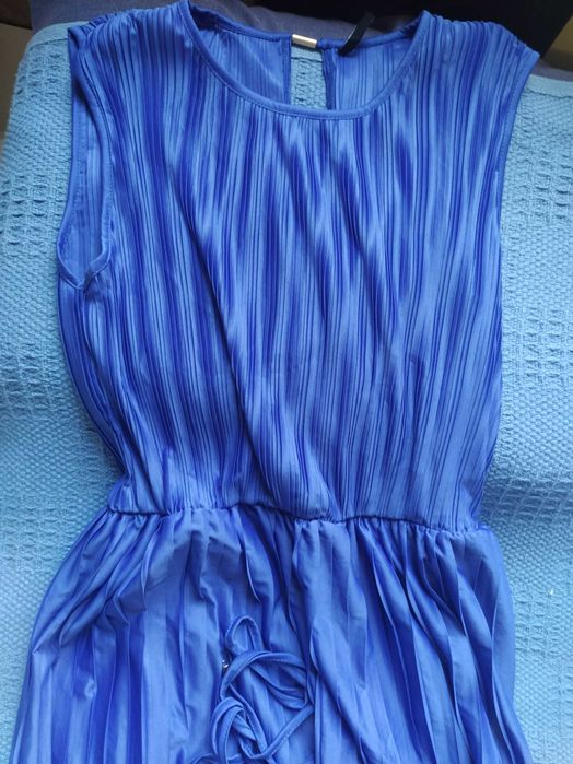 Нова синя рокля Only