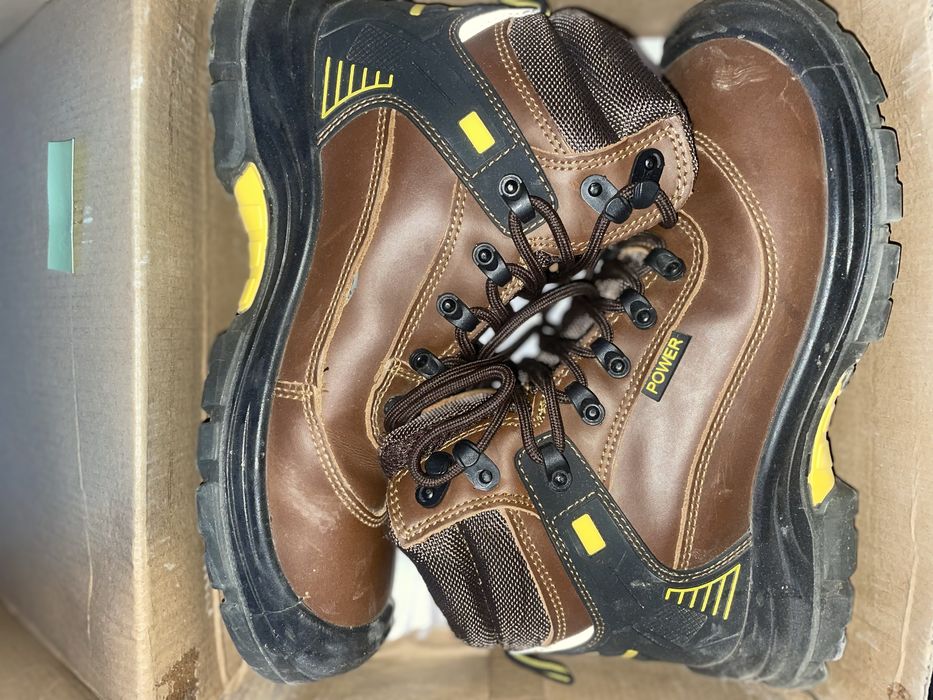 Спецботинки  новый